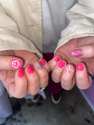 ネイル en　nail 池袋店所属・個性派🌺推しネイル 💅💞hota🐇のネイルデザイン
