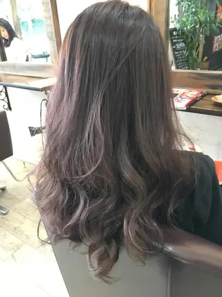 ロング カラー 松本 亮のヘアスタイル