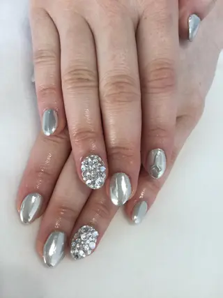 ネイル 💎🐰 saki. m 🐰💎のネイルデザイン