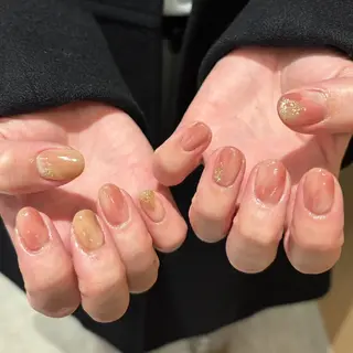 ショート . ウニョンのネイルデザイン