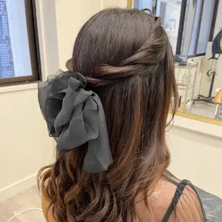 セミロング ヘアアレンジ ワタナベ リリコのヘアスタイル
