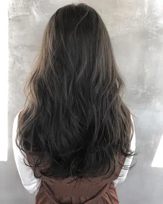 セミロング カラー 北間 寛哉のヘアスタイル