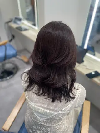 セミロング カラー 安東留那 /レイヤーカットのヘアスタイル