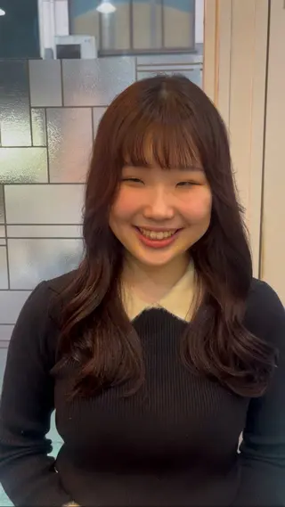 ロング 艶髪🥣透明感カラー 🫧前田奈津実のヘアスタイル