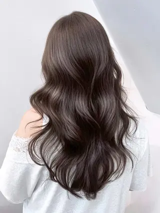 ロング カラー ITbyALBUM 松戸のヘアスタイル