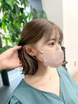 ミディアム カラー パーマ ヘアアレンジ メンズ キッズ ネイル マツエク・マツパ アイブロウ レイヤーカット 🌿透け感カラーのヘアスタイル