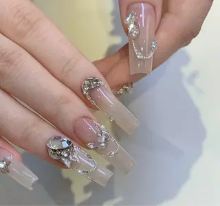 ネイル D-BEAUTY Nailsalonのネイルデザイン