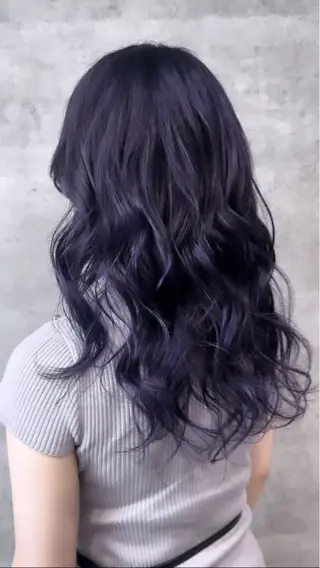 ロング 🪄🫧ハイトーン/ 乙津茜🐰L'wisのヘアスタイル