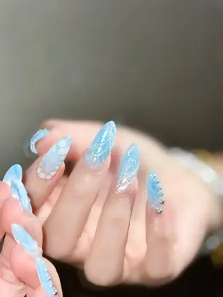 ネイル 高島 夏海のネイルデザイン