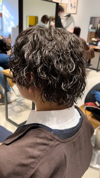 パーマ メンズ メンズパーマは私一択 佐藤有紀のヘアスタイル