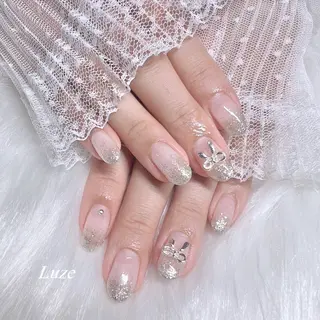 ネイル Luze 泉 明日花のネイルデザイン