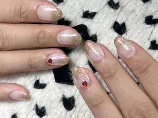 ネイル Shis_🦄shi 韓国風キラキラネイルのネイルデザイン