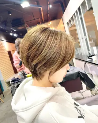 ショート カラー 韓国/レイヤーカット 顔周り/廣瀬達哉のヘアスタイル