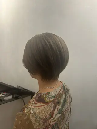 ショート カラー ITbyALBUM藤沢店所属・IT by ALBUM立川のヘアスタイル