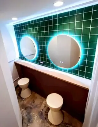 ロレインブロウ🫧 𝚊𝚖𝚒 🪞✨のマツエク・マツパデザイン