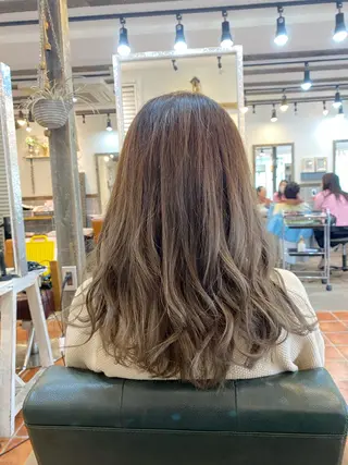 ロング カラー ハイブリッド美容師！ 藤井 俊壮のヘアスタイル