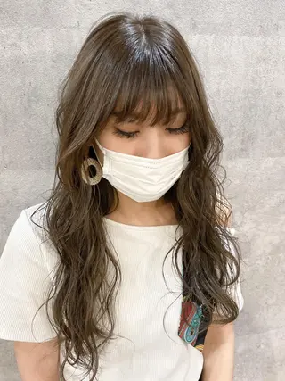 ロング KYOKO 【Bear】のヘアスタイル