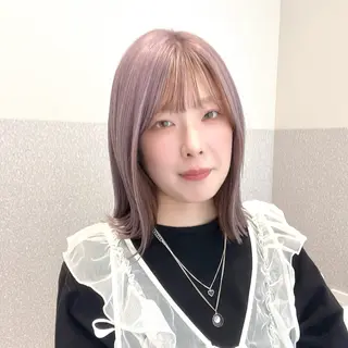 ミディアム カラー 🩵ブリーチカラー 🐈MIORI🩵のヘアスタイル