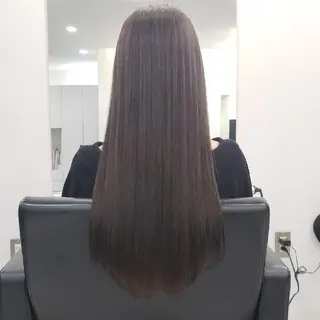 ロング [店長]カラーが好評 　小林のヘアスタイル