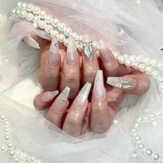 ネイル WISTERIA kozueのネイルデザイン