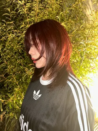 ミディアム ✴︎TO-MA✴︎ レッドカラー/透明感のヘアスタイル