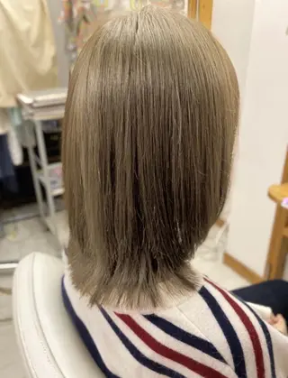 ミディアム カラー CRADLE Takeuchiのヘアスタイル