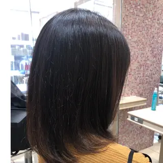ミディアム カジサ ケイコのヘアスタイル