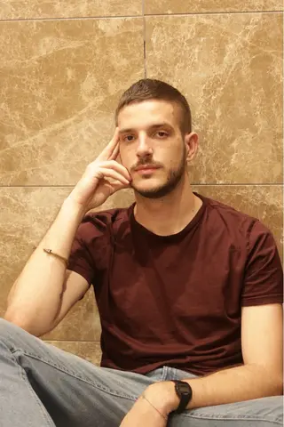 メンズ 室橋 広人のヘアスタイル