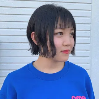 カラー コウノス マサコのヘアスタイル