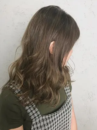 セミロング カラー パーマ ヘアアレンジ 韓国ヘア✨グレージュ カラーasamiのヘアスタイル