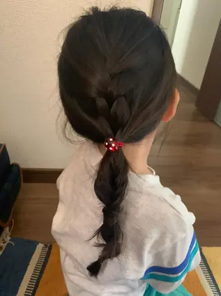 ヘアアレンジ キッズ 境 菜摘のヘアスタイル
