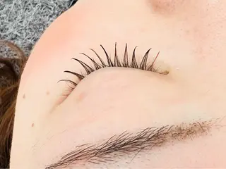 マツエク・マツパ GRANCIEUX 沼田のヘアスタイル