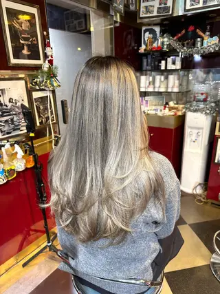 ロング カラー レイヤーカット/ カラー/長谷恵花のヘアスタイル