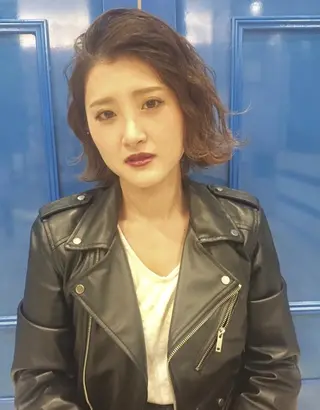 ショート カラー 杉田 健太のヘアスタイル