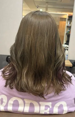 セミロング カラー reeed konnoのヘアスタイル
