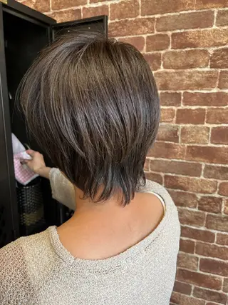 ミディアム カラー パーマ ヘアアレンジ メンズ キッズ ネイル マツエク・マツパ アイブロウ 久木原 ゆりのヘアスタイル