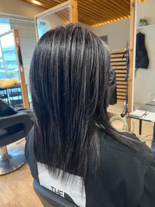 ロング カラー 関口 友行のヘアスタイル