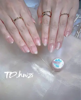 ミディアム めぐみのネイルサロン スタッフ練習のネイルデザイン