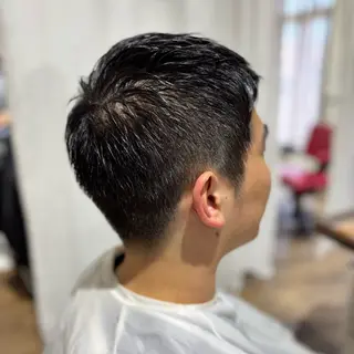 メンズ しばた ゆらのヘアスタイル