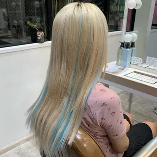 ミディアム ミユ🎀長さ出し 🎨デザインカラーのヘアスタイル