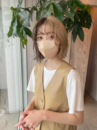 ミディアム カラー レイヤーカット/ マリアのヘアスタイル