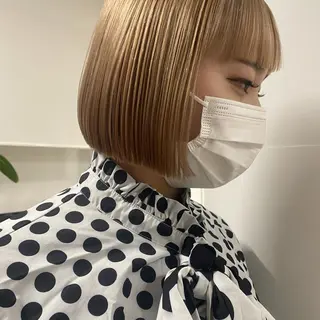 ショート カラー センターパート/ 暖色カラーayuのヘアスタイル