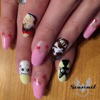 ネイル 小尾 栞のネイルデザイン