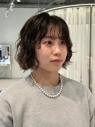 ショート パーマ サエ/ レイヤー/パーマのヘアスタイル