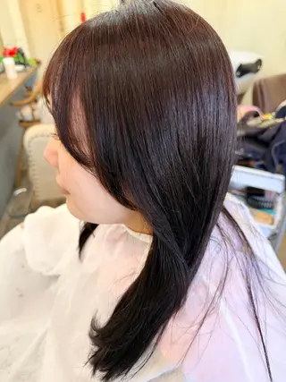 セミロング カラー 鶴見 和美のヘアスタイル