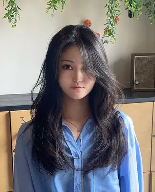 ロング モテるブラウンカラー の達人Tomoyaのヘアスタイル