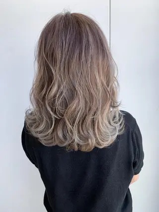 ミディアム カラー Beach 代表 KENTAのヘアスタイル