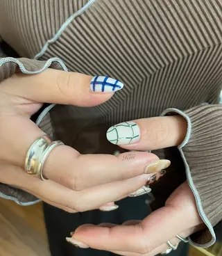 ネイル kiii.__ ✴︎*のネイルデザイン