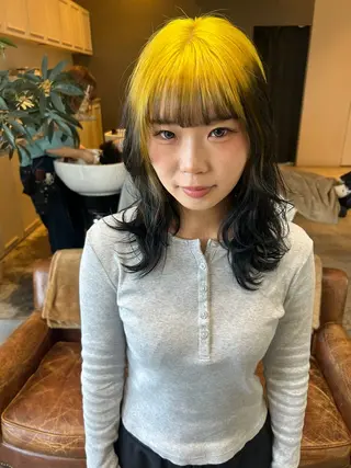 ミディアム カラー 髪質改善×ハイトーン レイヤー天神美容室のヘアスタイル