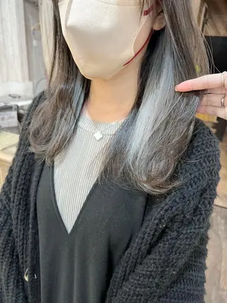 セミロング カラー 初めてでも失敗しない 透明感カラー　Miiのヘアスタイル